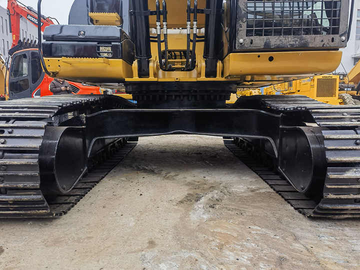 Cheap Used Japan Caterpillar CAT 330D excavator Used japanese CAT 330 336D 320d crawler excavator with low price - Гусеничный экскаватор: фото 5 Cheap Used Japan Caterpillar CAT 330D excavator Used japanese CAT 330 336D 320d crawler excavator with low price - Гусеничный экскаватор: фото 5