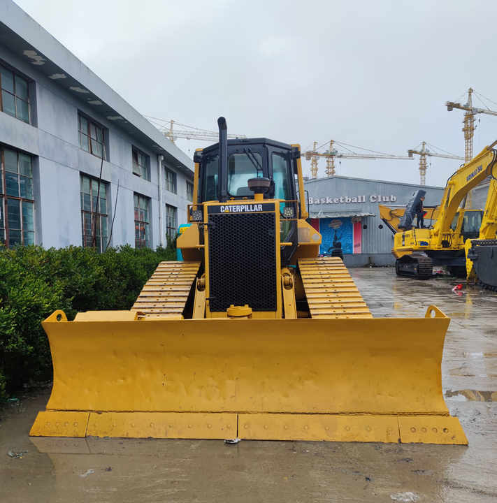 Cheap price CAT D5M Used bulldozer original CAT Tractor D5M LGP bulldozer for sale - Бульдозер: фото 3 Cheap price CAT D5M Used bulldozer original CAT Tractor D5M LGP bulldozer for sale - Бульдозер: фото 3