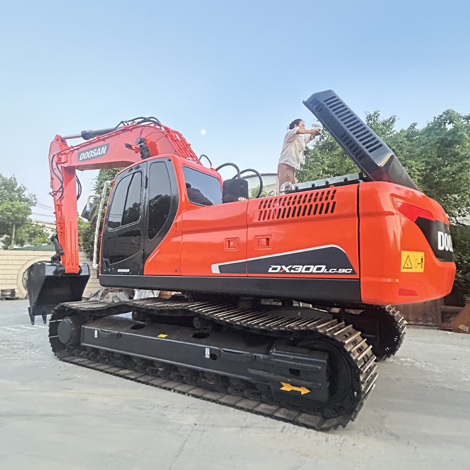 Doosan DX300LC-9c Crawler Excavator - Гусеничный экскаватор: фото 1 Doosan DX300LC-9c Crawler Excavator - Гусеничный экскаватор: фото 1