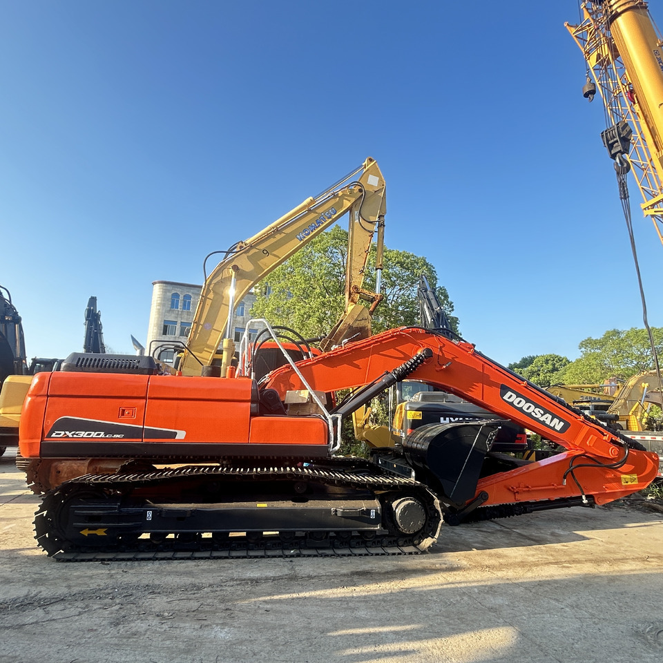 Doosan DX300LC-9c Crawler Excavator - Гусеничный экскаватор: фото 1 Doosan DX300LC-9c Crawler Excavator - Гусеничный экскаватор: фото 1