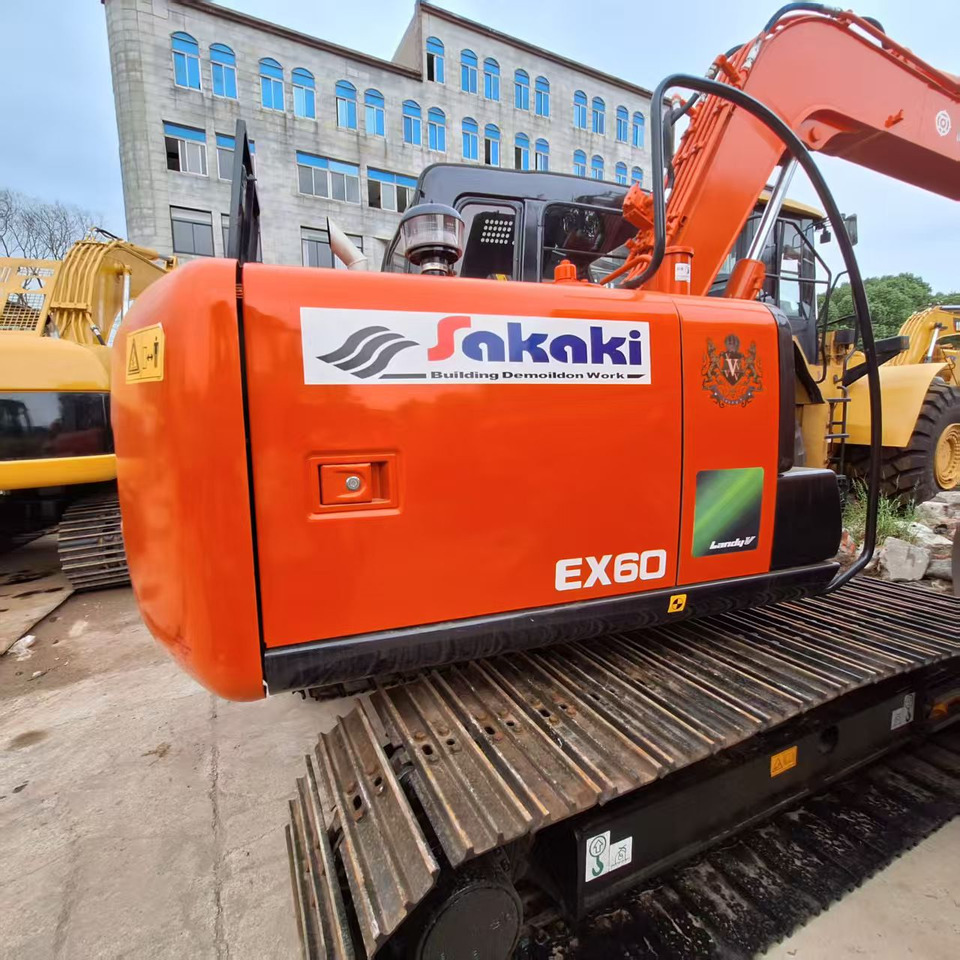 Hitachi EX60 Excavator - Гусеничный экскаватор: фото 2 Hitachi EX60 Excavator - Гусеничный экскаватор: фото 2