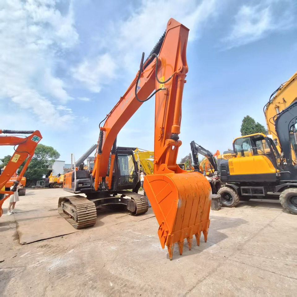 Hitachi ZX200-5g excavator - Экскаватор: фото 3 Hitachi ZX200-5g excavator - Экскаватор: фото 3