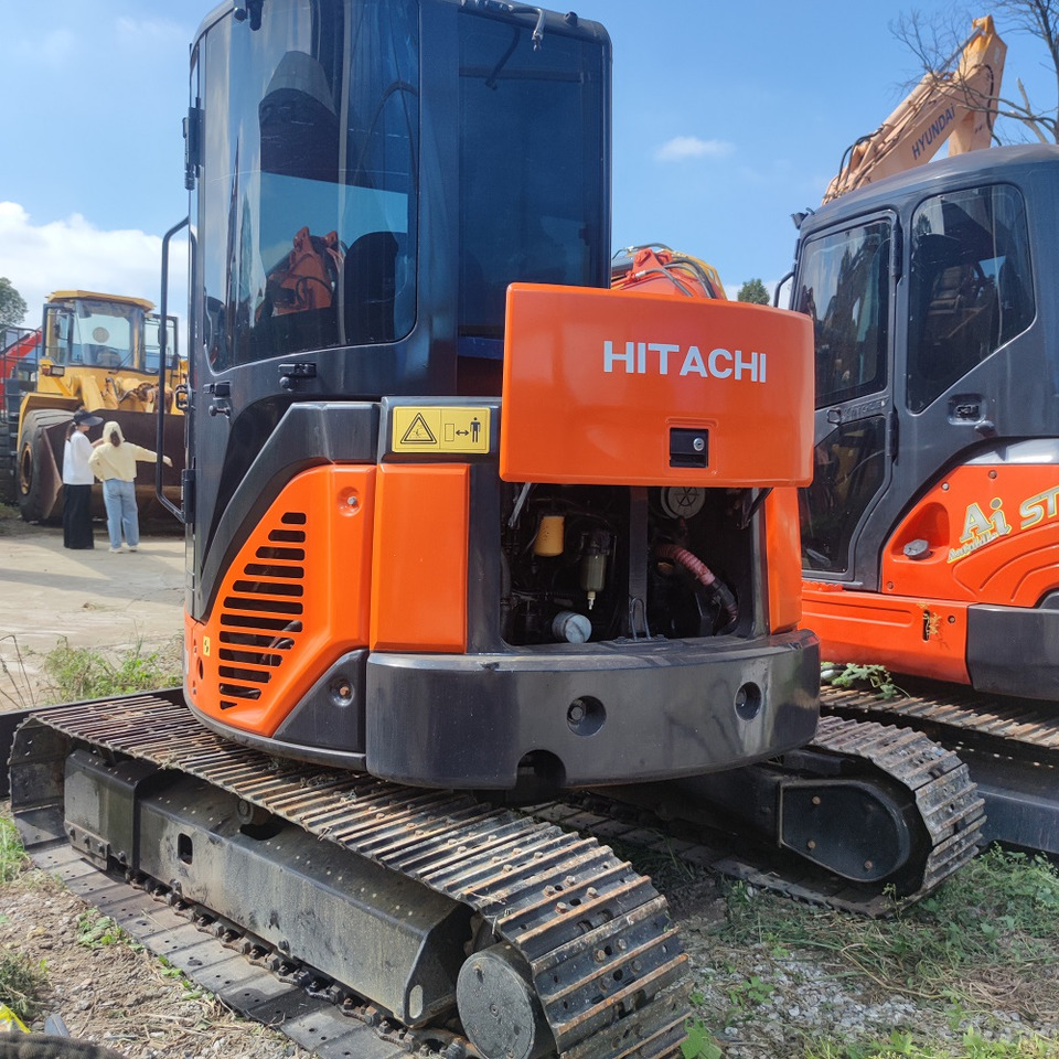 Hitachi ZX50U Excavator - Гусеничный экскаватор: фото 4 Hitachi ZX50U Excavator - Гусеничный экскаватор: фото 4