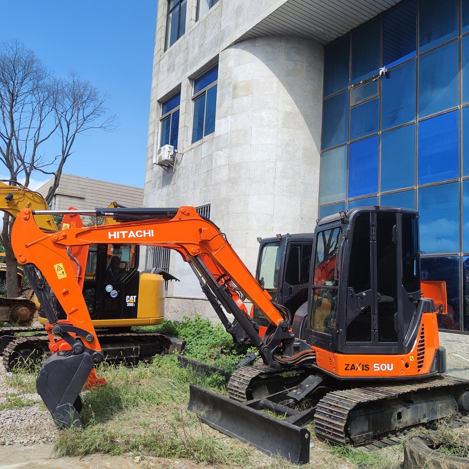Hitachi ZX50U Excavator - Гусеничный экскаватор: фото 5 Hitachi ZX50U Excavator - Гусеничный экскаватор: фото 5