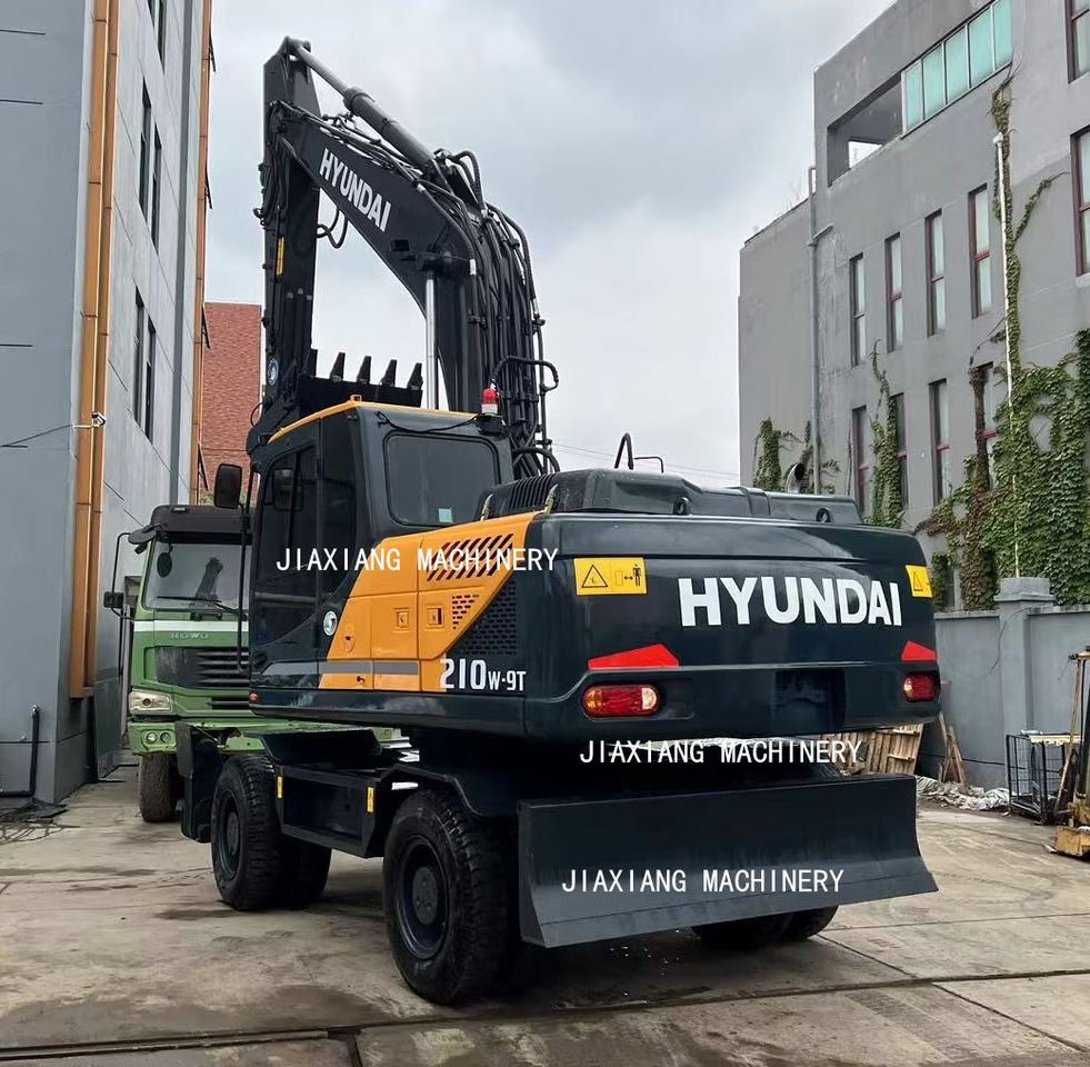 Hyundai 210w-9 wheel excavator - Колёсный экскаватор: фото 2 Hyundai 210w-9 wheel excavator - Колёсный экскаватор: фото 2