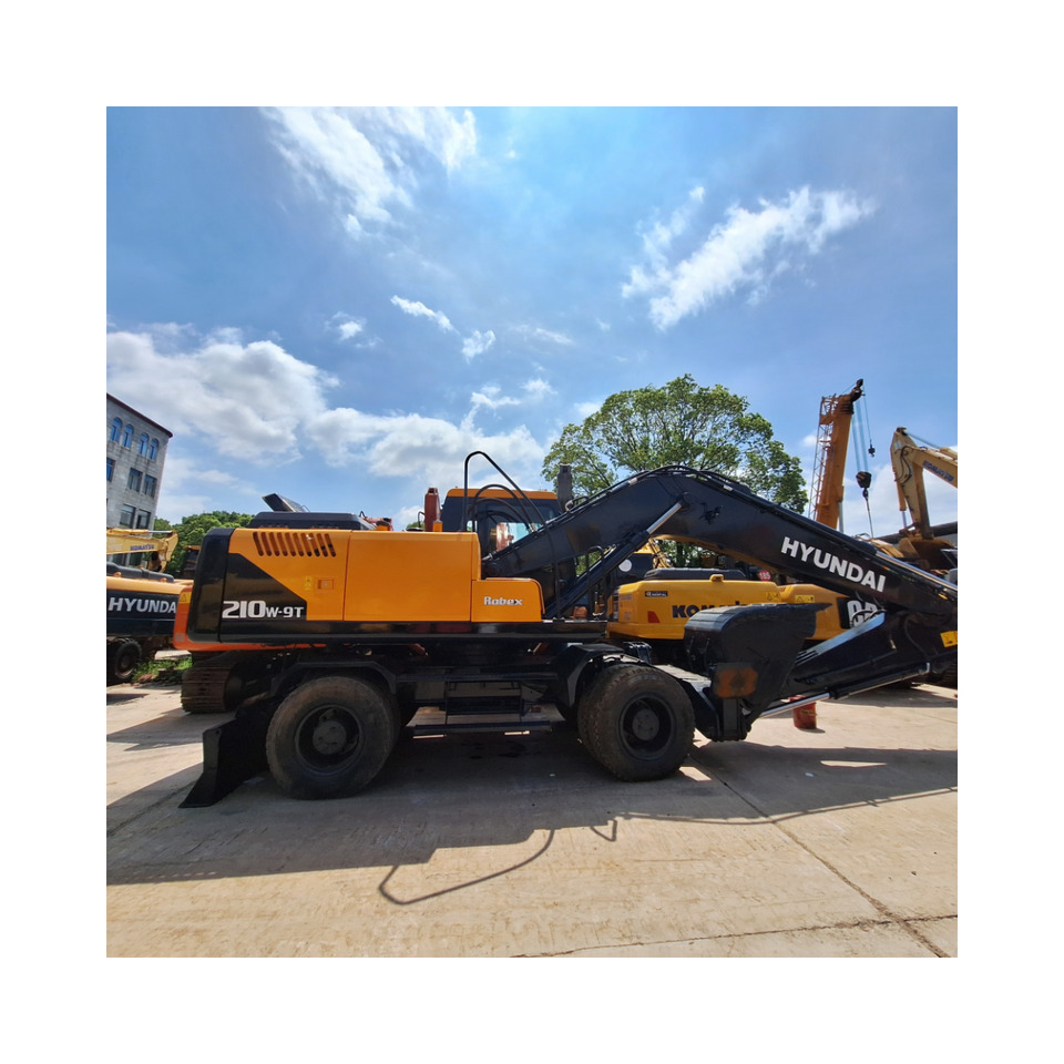 Hyundai 210w-9T wheel excavator - Колёсный экскаватор: фото 1 Hyundai 210w-9T wheel excavator - Колёсный экскаватор: фото 1