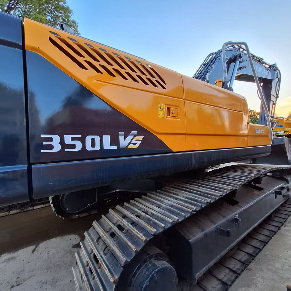Hyundai 350LVS excavator - Колёсный экскаватор: фото 1 Hyundai 350LVS excavator - Колёсный экскаватор: фото 1