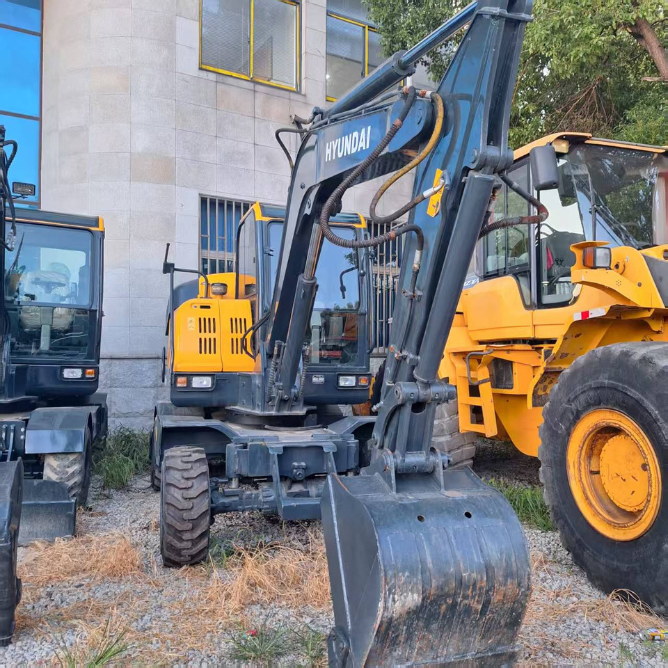 Hyundai 60wvs excavator - Колёсный экскаватор: фото 4 Hyundai 60wvs excavator - Колёсный экскаватор: фото 4