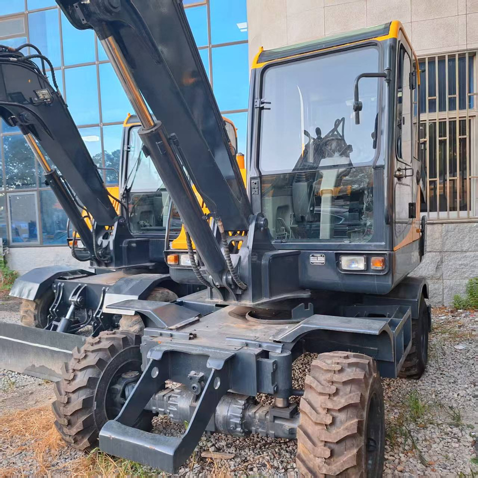 Hyundai 60wvs excavator - Колёсный экскаватор: фото 5 Hyundai 60wvs excavator - Колёсный экскаватор: фото 5