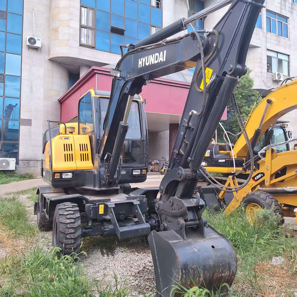 Hyundai HW60  excavator - Колёсный экскаватор: фото 5 Hyundai HW60  excavator - Колёсный экскаватор: фото 5