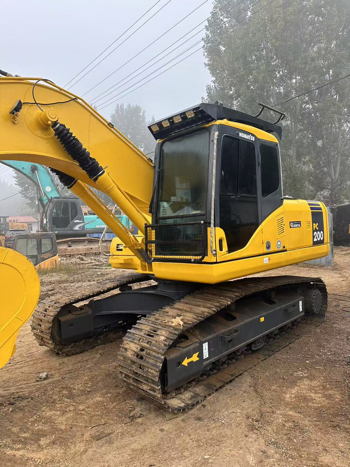 Komatsu PC200-7 excavator - Гусеничный экскаватор: фото 3 Komatsu PC200-7 excavator - Гусеничный экскаватор: фото 3