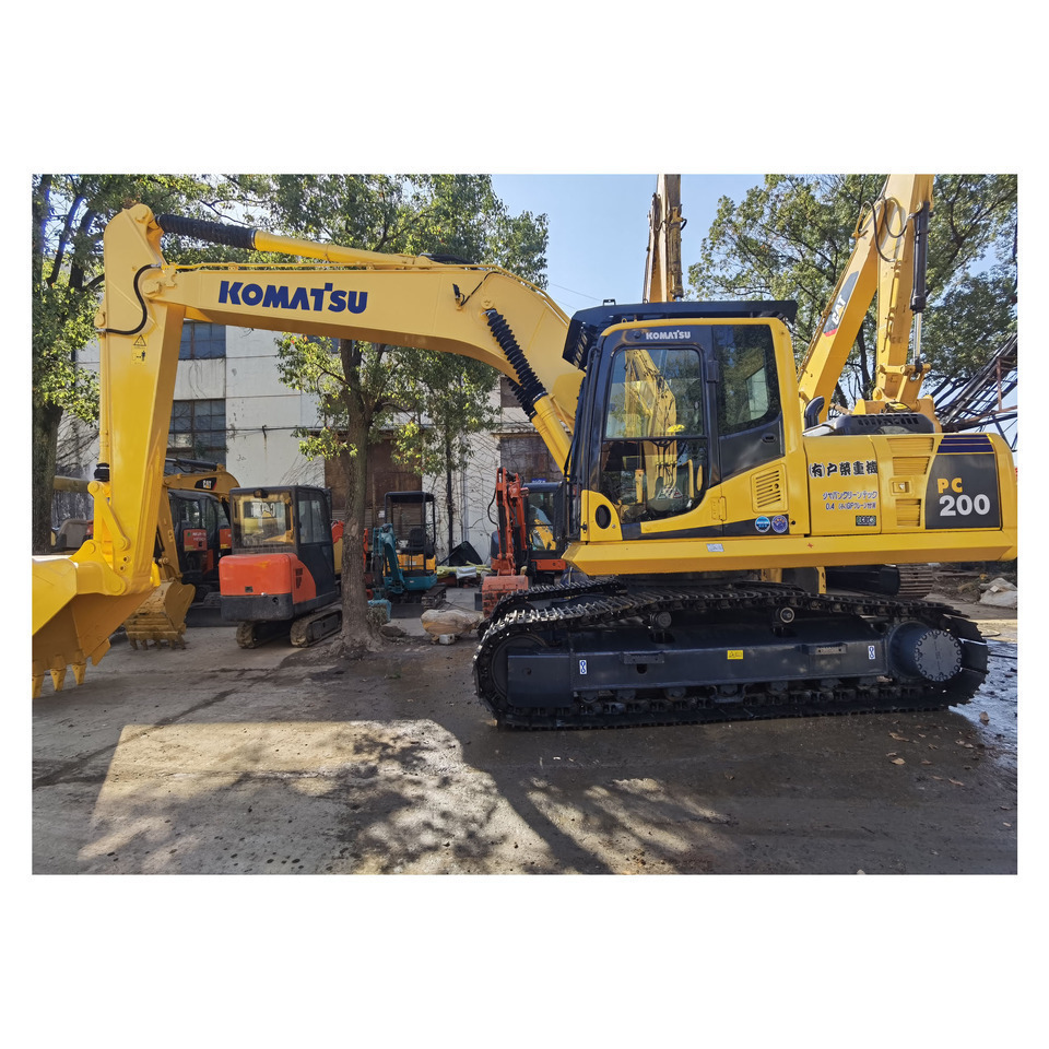 Komatsu PC200-8 Excavator - Гусеничный экскаватор: фото 3 Komatsu PC200-8 Excavator - Гусеничный экскаватор: фото 3