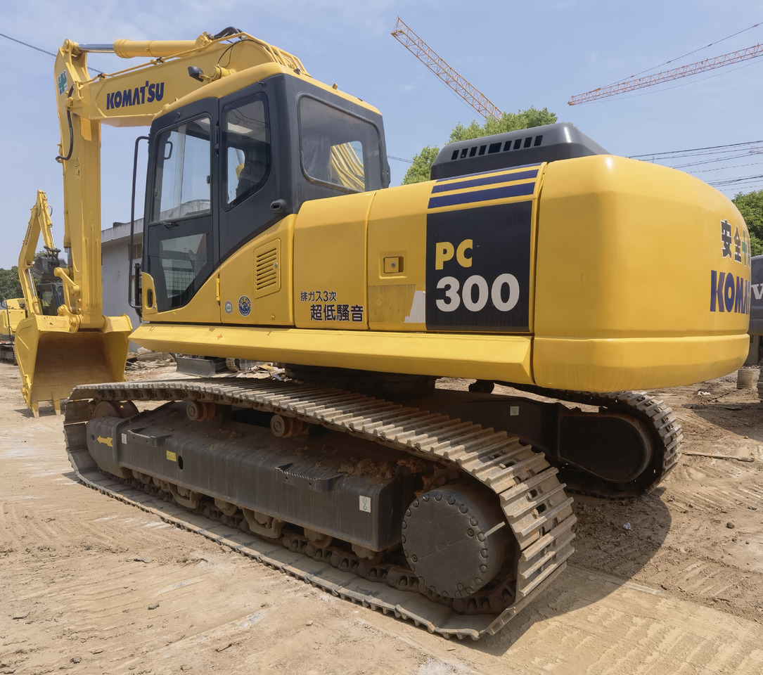Komatsu PC350-7 excavator - Гусеничный экскаватор: фото 1 Komatsu PC350-7 excavator - Гусеничный экскаватор: фото 1