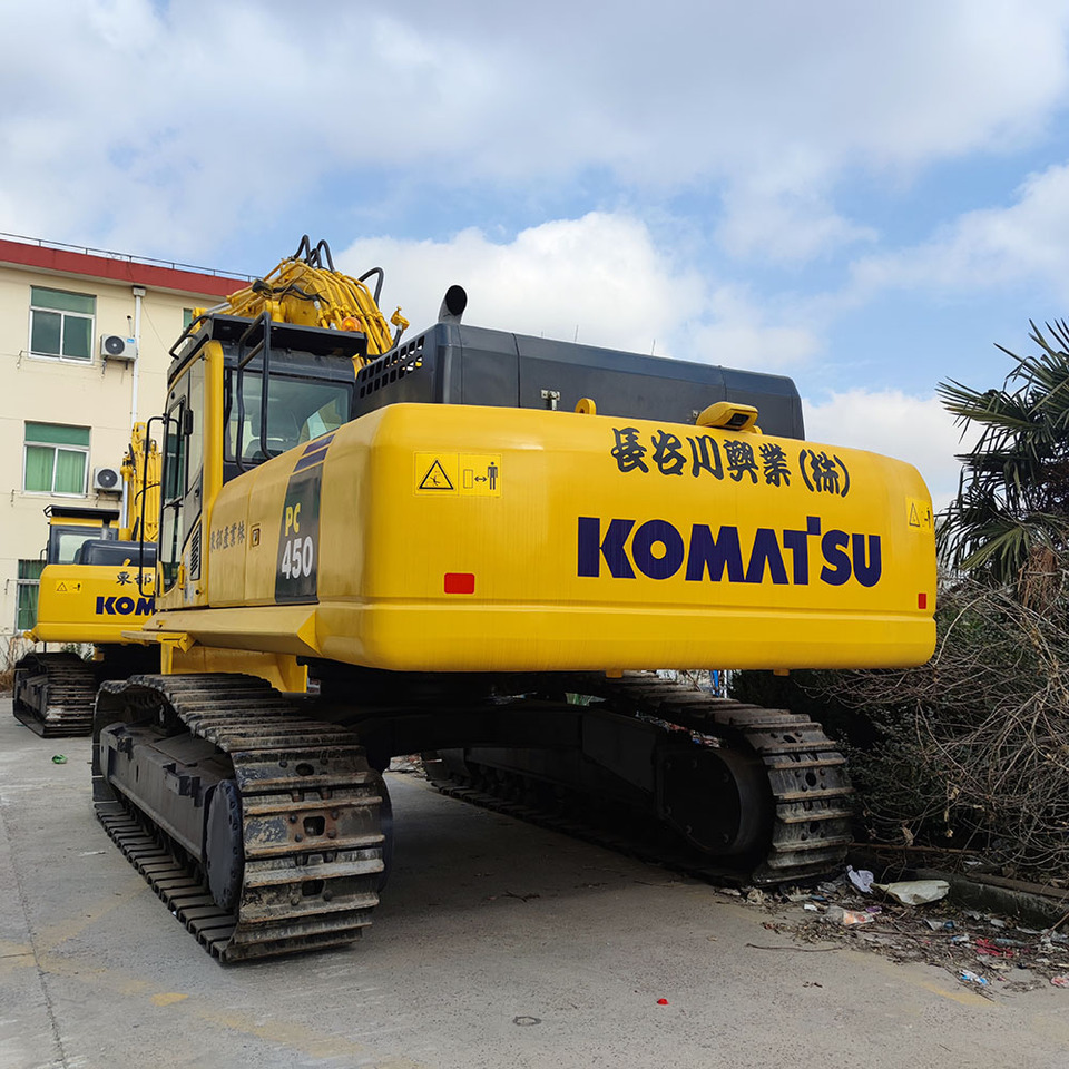 Komatsu PC450 -8 - Гусеничный экскаватор: фото 1 Komatsu PC450 -8 - Гусеничный экскаватор: фото 1