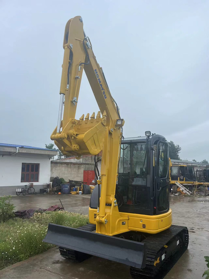 Komatsu PC55MR - Мини-экскаватор: фото 3 Komatsu PC55MR - Мини-экскаватор: фото 3
