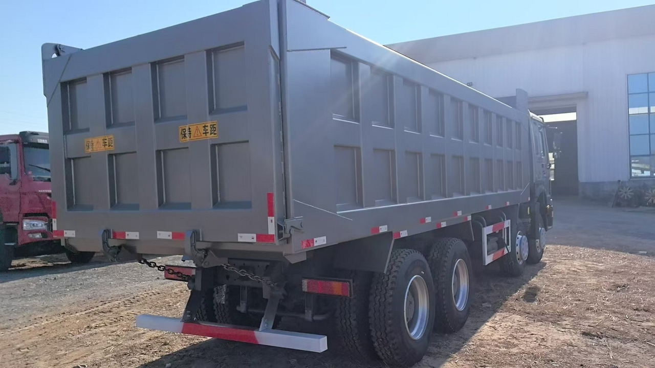 SINOTRUK Howo Dump truck 371hp 8x4 - Самосвал: фото 5 SINOTRUK Howo Dump truck 371hp 8x4 - Самосвал: фото 5
