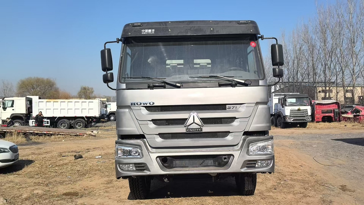 SINOTRUK Howo Dump truck 371hp 8x4 - Самосвал: фото 4 SINOTRUK Howo Dump truck 371hp 8x4 - Самосвал: фото 4