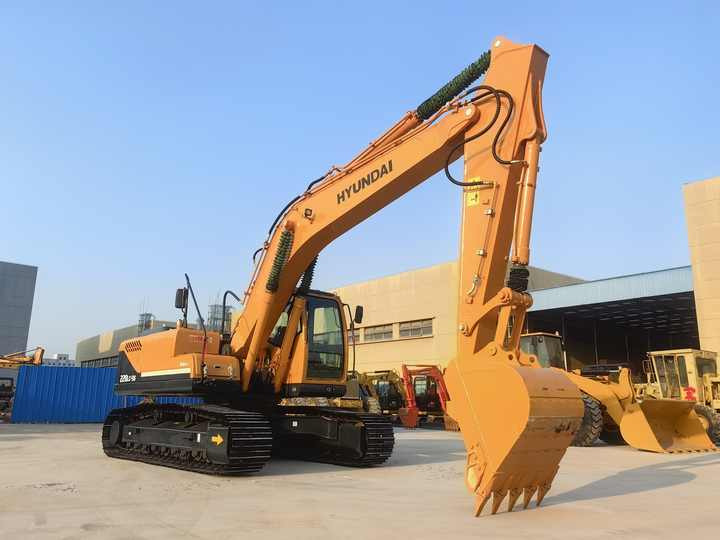Hot sale high quality Hyundai 220LC-9S used crawler excavator 305LC-9T Hyundai used excavator for sale - Гусеничный экскаватор: фото 5 Hot sale high quality Hyundai 220LC-9S used crawler excavator 305LC-9T Hyundai used excavator for sale - Гусеничный экскаватор: фото 5