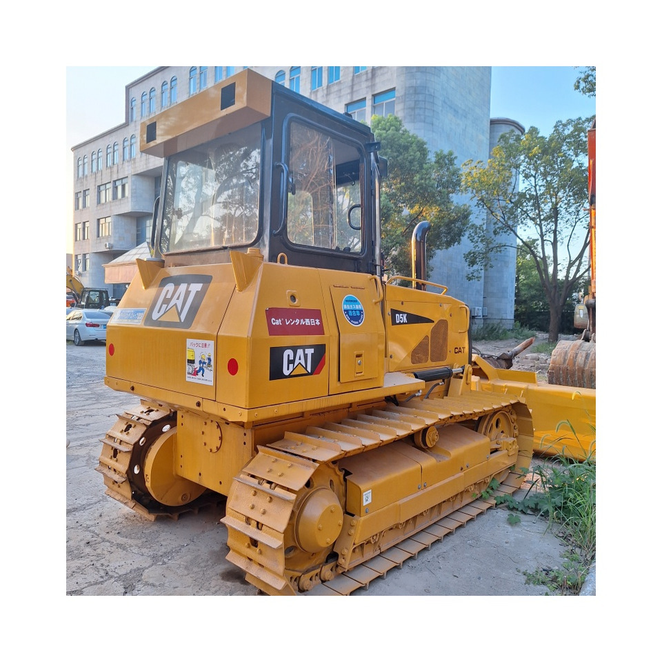 Used caterpillar cat D5k bulldozer - Бульдозер: фото 1 Used caterpillar cat D5k bulldozer - Бульдозер: фото 1
