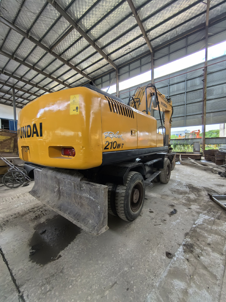 Used hyundai R210W-7 wheel excavator - Колёсный экскаватор: фото 4 Used hyundai R210W-7 wheel excavator - Колёсный экскаватор: фото 4