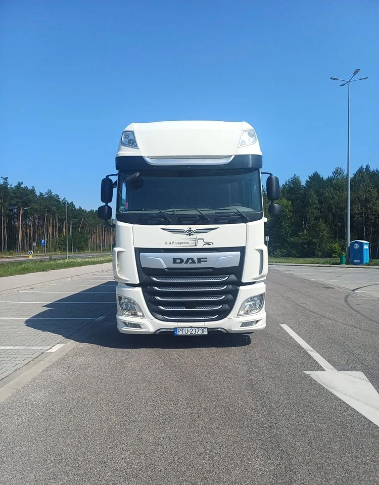 DAF XF 480 SUPER SPACE CAB / ZESTAW TANDEM PRZEJAZDOWY 120 M3 / SSC / ACC /EURO 6 - Тентованный грузовик, Тентованный прицеп: фото 4 DAF XF 480 SUPER SPACE CAB / ZESTAW TANDEM PRZEJAZDOWY 120 M3 / SSC / ACC /EURO 6 - Тентованный грузовик, Тентованный прицеп: фото 4