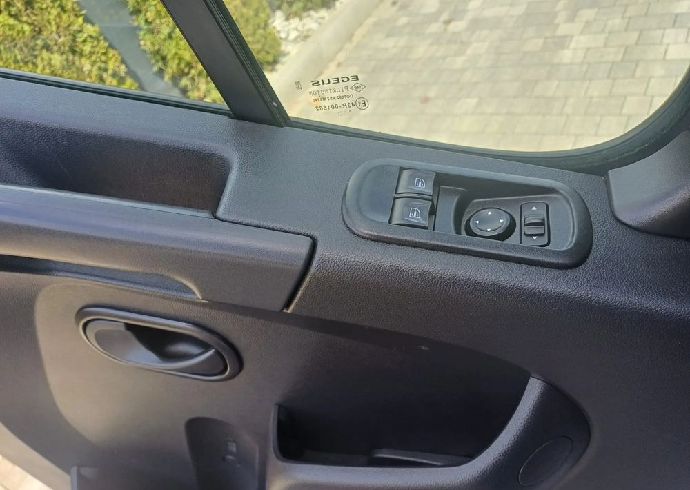 Renault Master 2.3dci 168KM 10palet 2022rok - Тентованный фургон: фото 5 Renault Master 2.3dci 168KM 10palet 2022rok - Тентованный фургон: фото 5