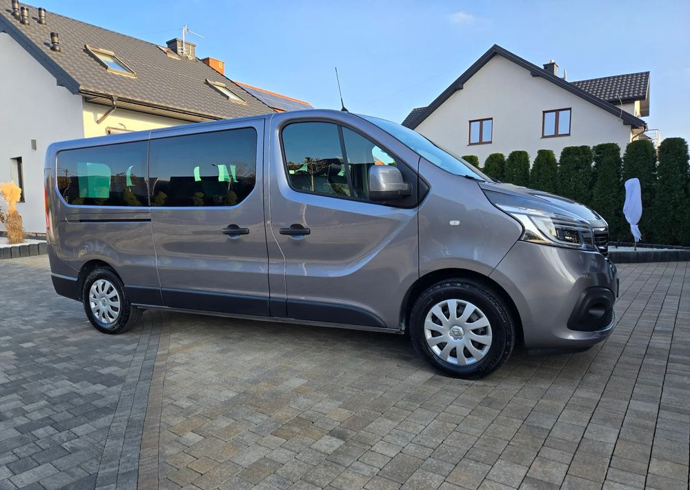 Renault Trafic Grand SpaceClass 2.0 dCi EDC - Микроавтобус, Пассажирский фургон: фото 1 Renault Trafic Grand SpaceClass 2.0 dCi EDC - Микроавтобус, Пассажирский фургон: фото 1