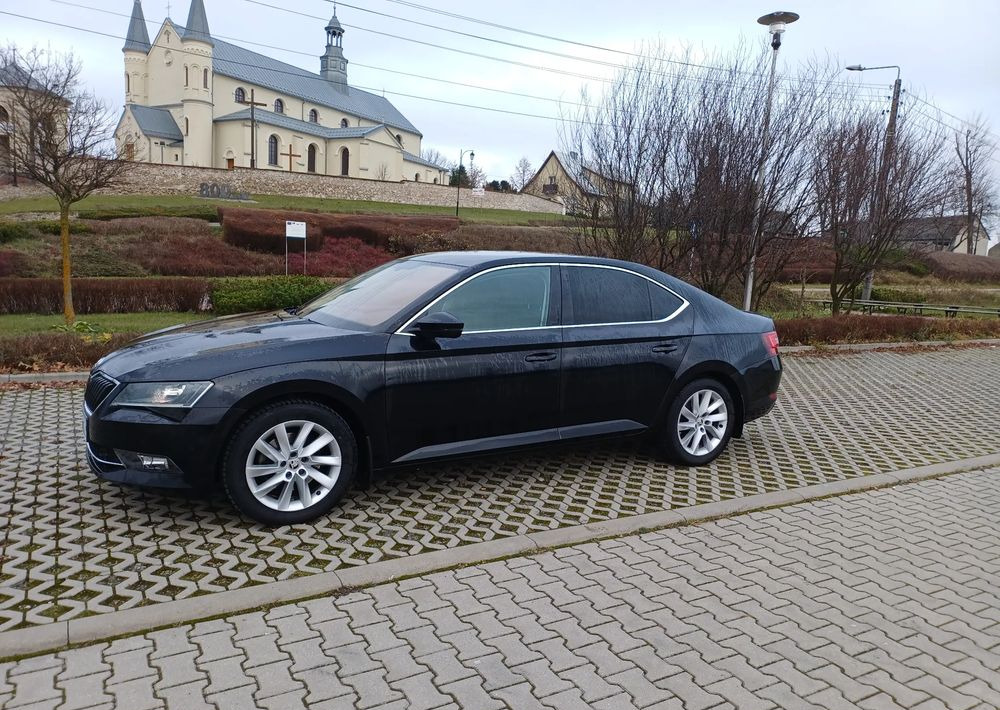 Skoda Superb 2.0 TDI Ambition - Седан: фото 1 Skoda Superb 2.0 TDI Ambition - Седан: фото 1