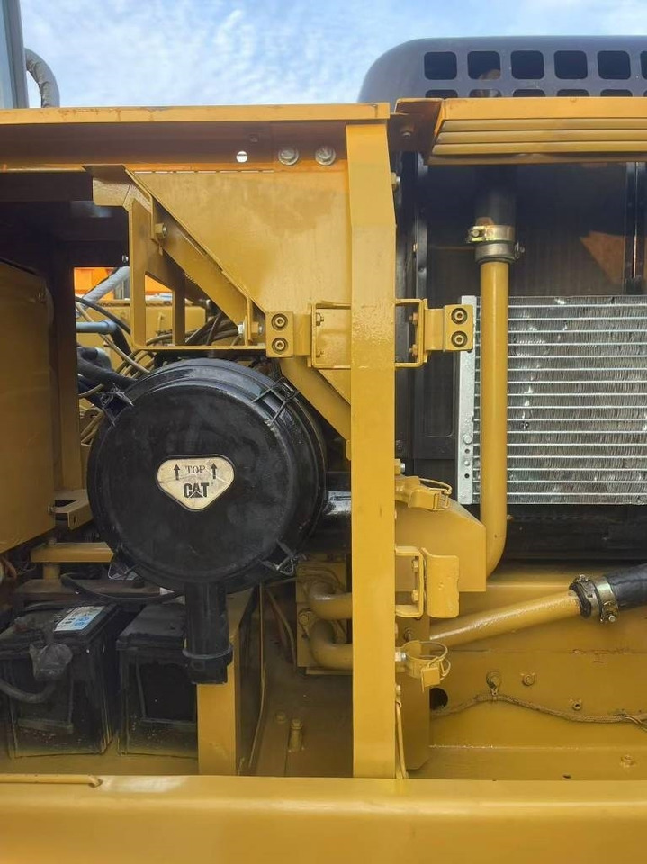 CAT 320 B - Гусеничный экскаватор: фото 5 CAT 320 B - Гусеничный экскаватор: фото 5