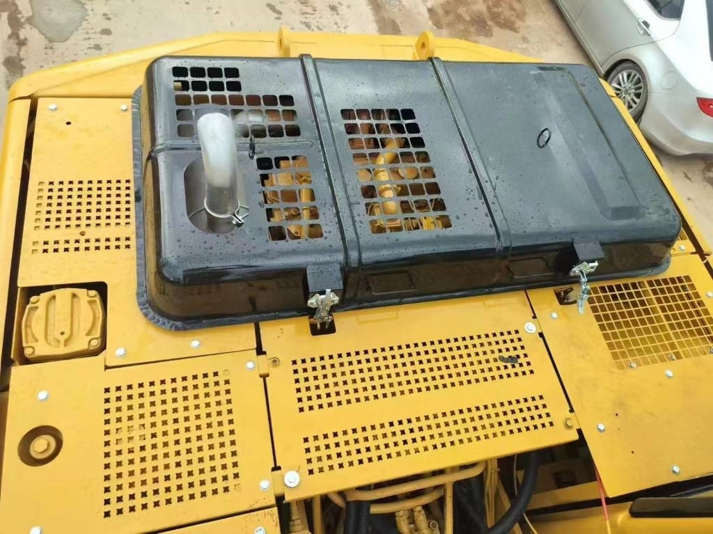 CAT 320 B L - Гусеничный экскаватор: фото 4 CAT 320 B L - Гусеничный экскаватор: фото 4