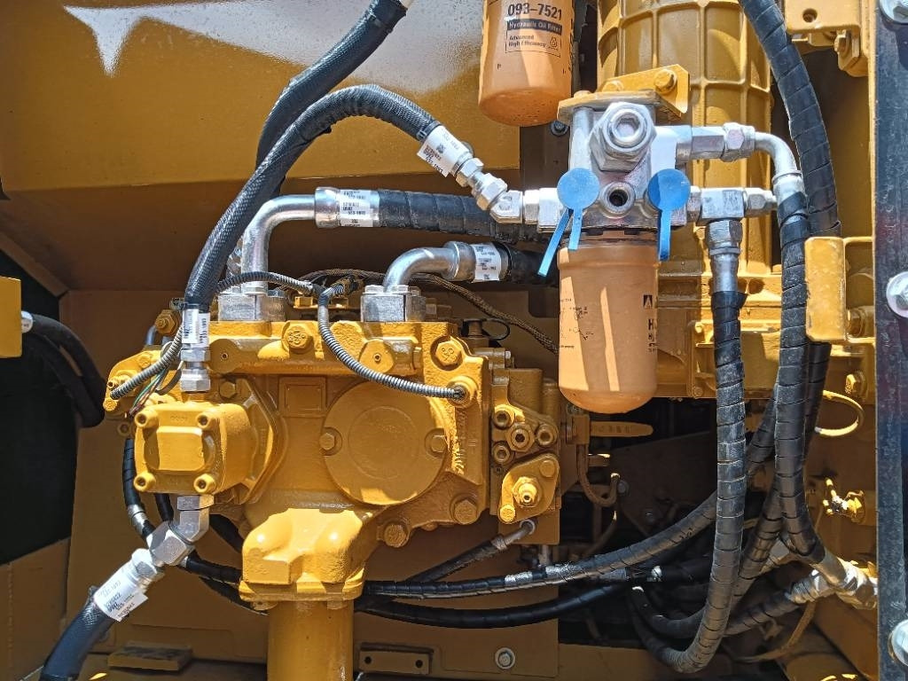 CAT 320 D - Гусеничный экскаватор: фото 5 CAT 320 D - Гусеничный экскаватор: фото 5