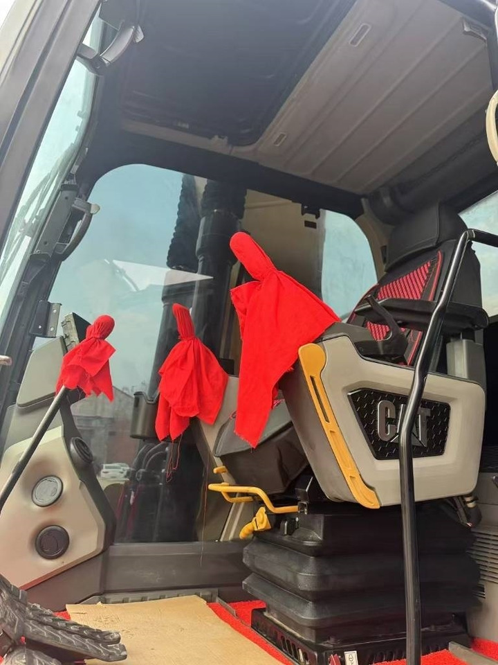 CAT 320 GC - Гусеничный экскаватор: фото 3 CAT 320 GC - Гусеничный экскаватор: фото 3