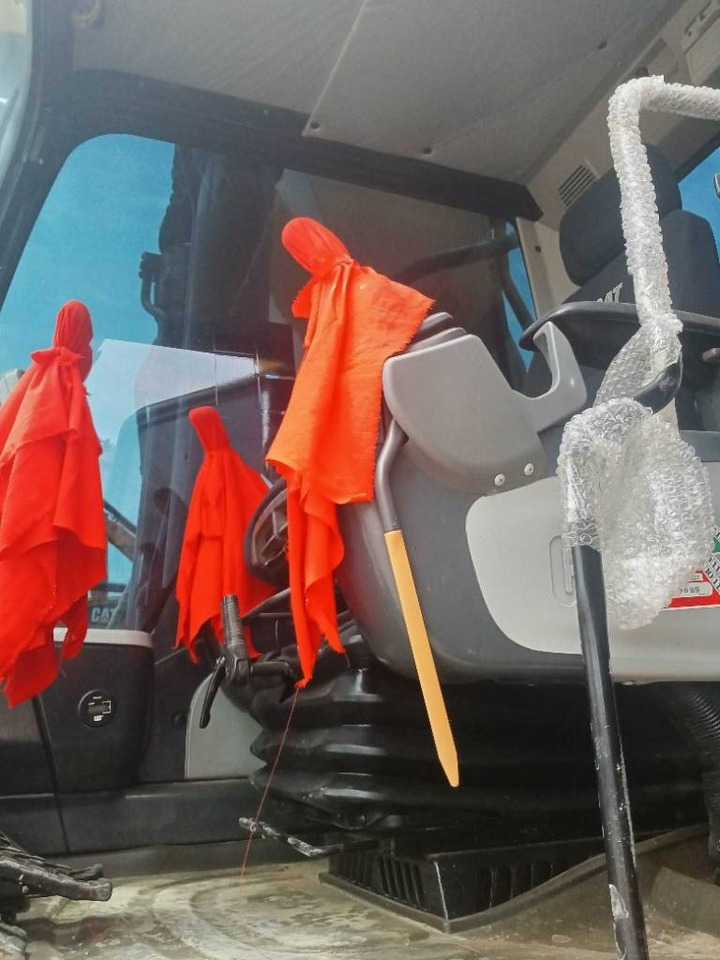 Гусеничный экскаватор CAT 349: фото 6