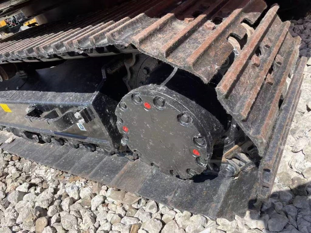 Hitachi ZX 120 - Гусеничный экскаватор: фото 2 Hitachi ZX 120 - Гусеничный экскаватор: фото 2