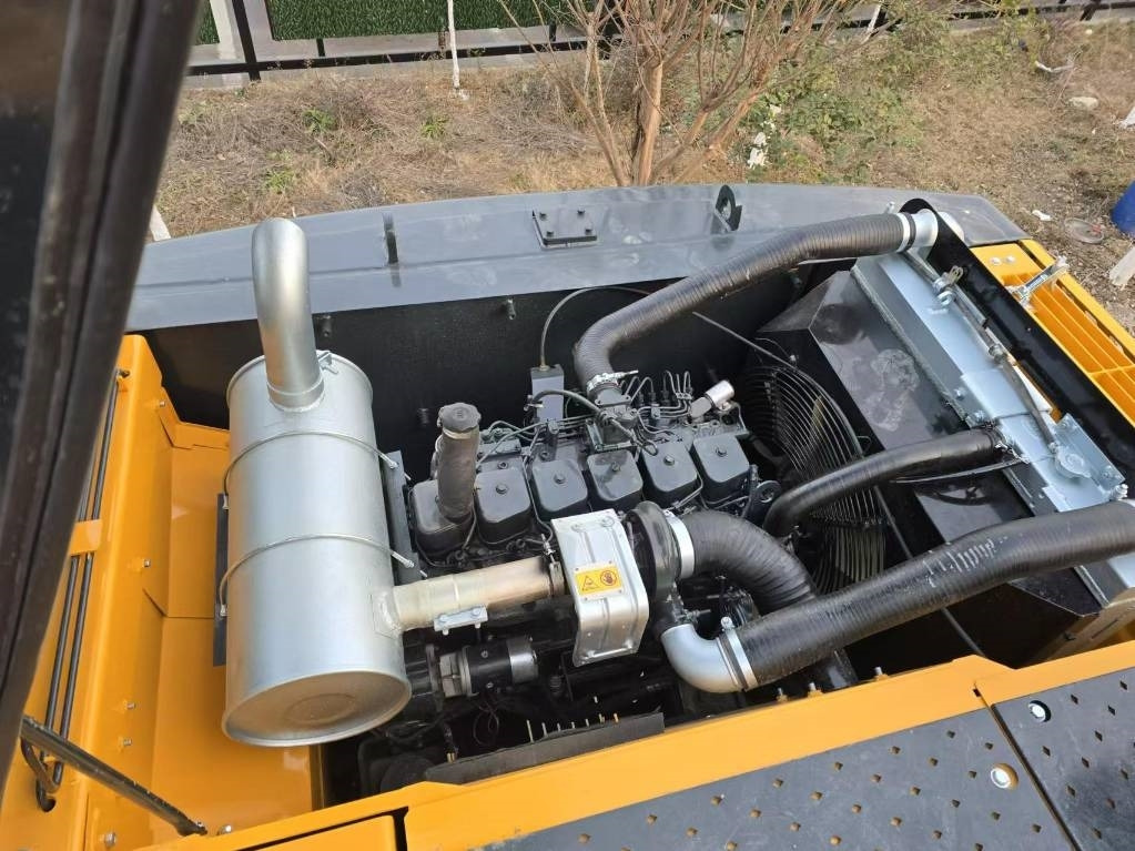 Hyundai 220—9S - Гусеничный экскаватор: фото 4 Hyundai 220—9S - Гусеничный экскаватор: фото 4