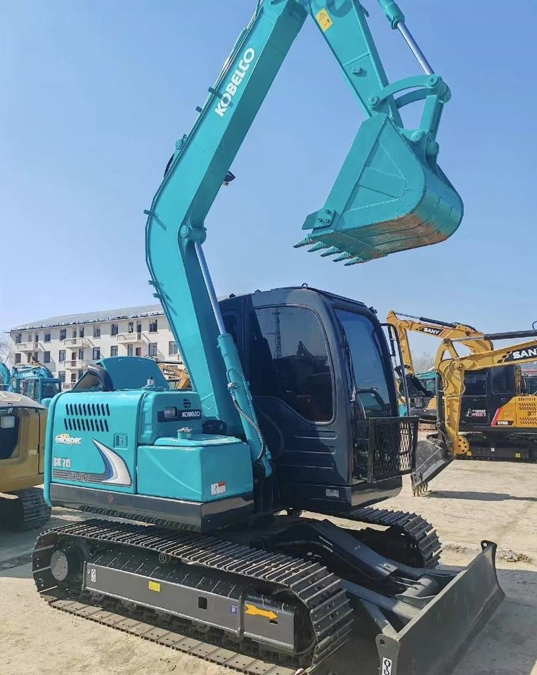Kobelco SK 75 - Гусеничный экскаватор: фото 3 Kobelco SK 75 - Гусеничный экскаватор: фото 3