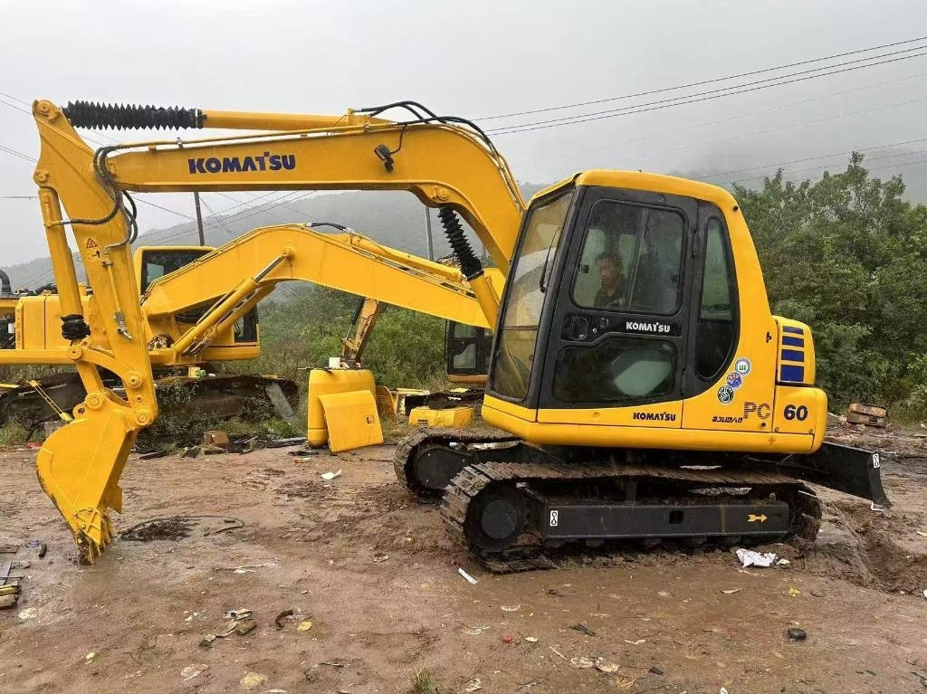 Komatsu PC 60 - Мини-экскаватор: фото 2 Komatsu PC 60 - Мини-экскаватор: фото 2