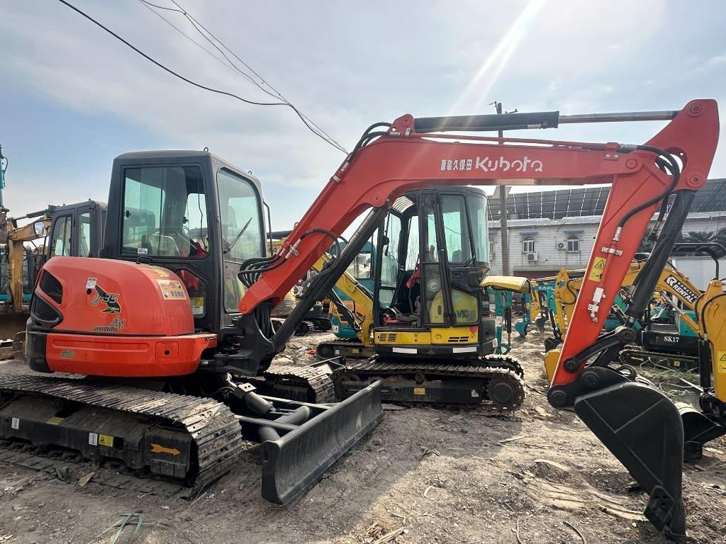 Kubota U 35 - Мини-экскаватор: фото 2 Kubota U 35 - Мини-экскаватор: фото 2