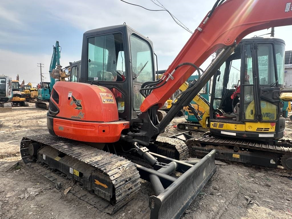 Kubota U 35 - Мини-экскаватор: фото 3 Kubota U 35 - Мини-экскаватор: фото 3
