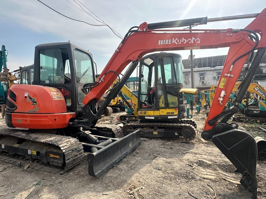 Kubota U 35 - Мини-экскаватор: фото 1 Kubota U 35 - Мини-экскаватор: фото 1