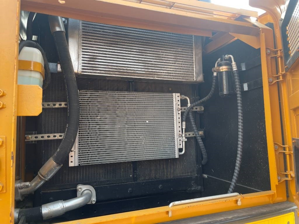 Гусеничный экскаватор Sany SY 235: фото 18