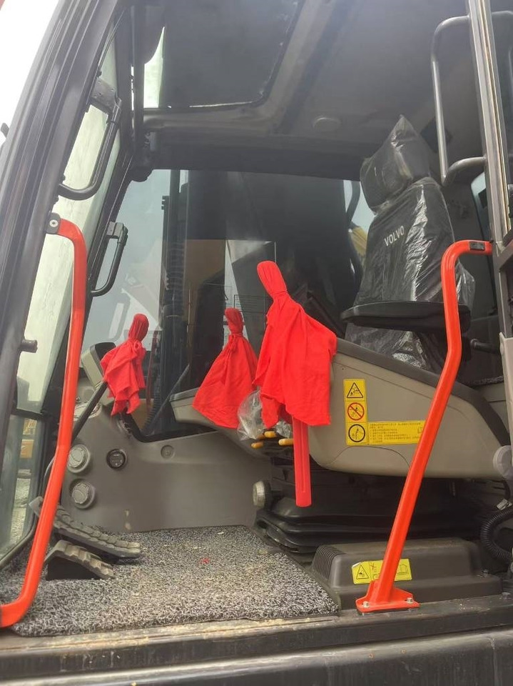 Volvo EC 350  - Гусеничный экскаватор: фото 3 Volvo EC 350  - Гусеничный экскаватор: фото 3