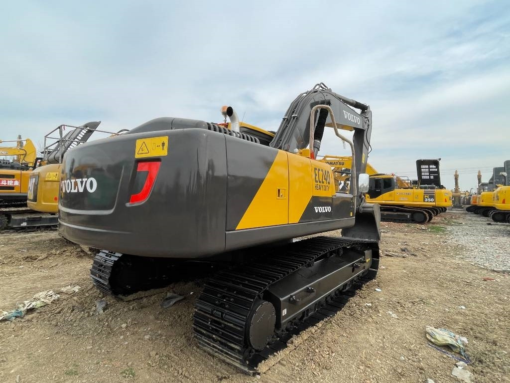 Volvo EC240D - Гусеничный экскаватор: фото 5 Volvo EC240D - Гусеничный экскаватор: фото 5