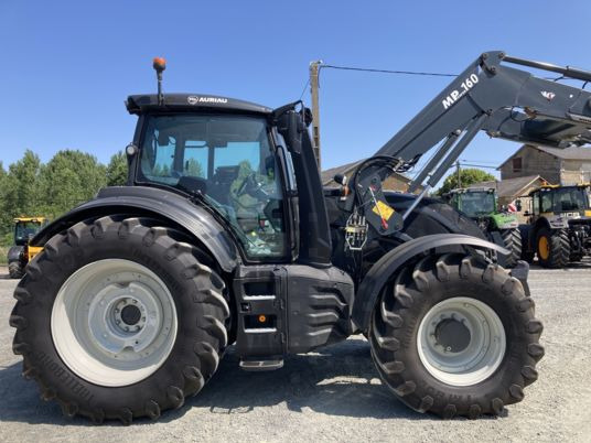 Valtra T215 DIRECT - Трактор: фото 5 Valtra T215 DIRECT - Трактор: фото 5