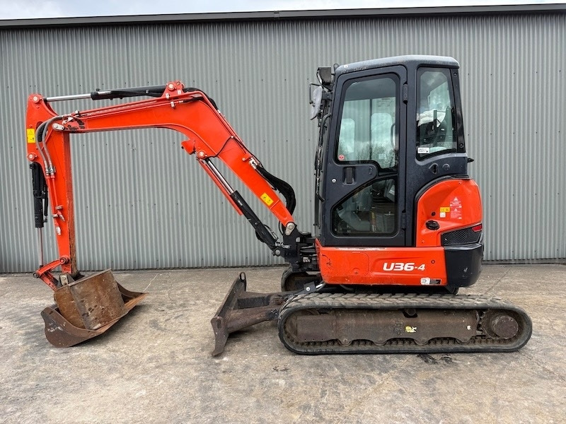 Kubota U 36-4 - Мини-экскаватор: фото 1 Kubota U 36-4 - Мини-экскаватор: фото 1