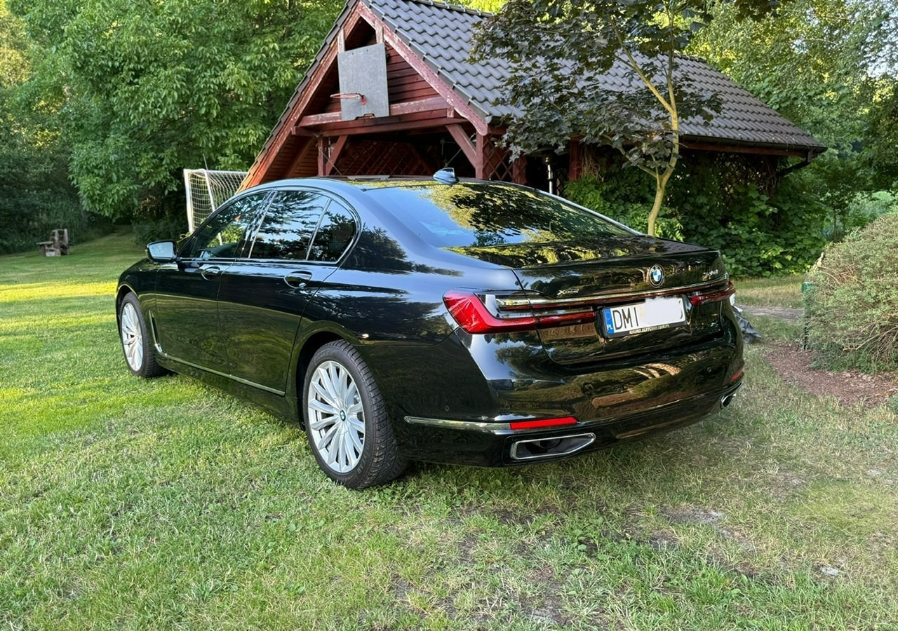 BMW SERIA 7 II (G11/G12) BMW SERIA 7 740d Xdrive 340KM Luxury+Exclusive Masaże Adaptiv Oś Lasery 2022 FV2 - Седан: фото 5 BMW SERIA 7 II (G11/G12) BMW SERIA 7 740d Xdrive 340KM Luxury+Exclusive Masaże Adaptiv Oś Lasery 2022 FV2 - Седан: фото 5