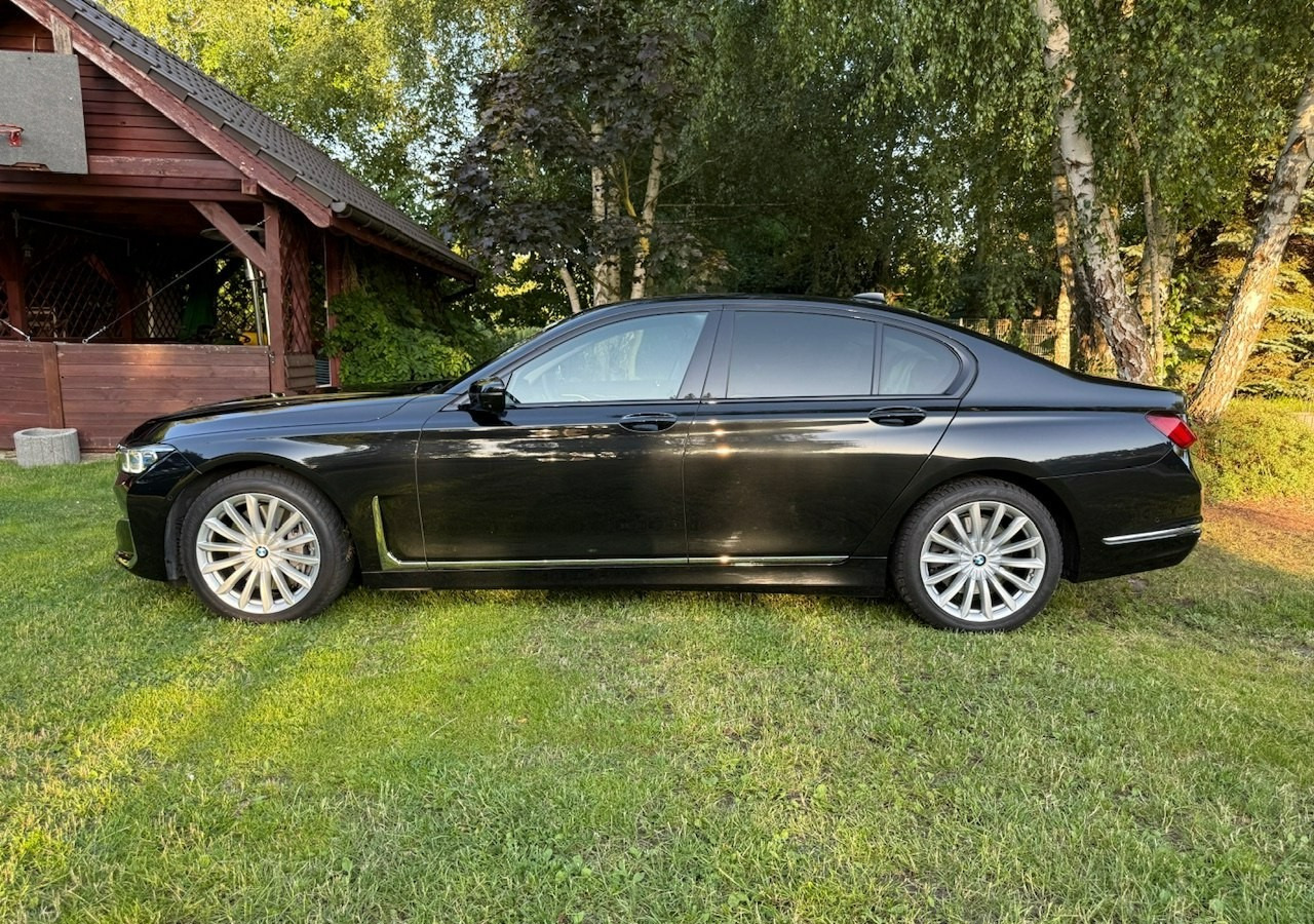 BMW SERIA 7 II (G11/G12) BMW SERIA 7 740d Xdrive 340KM Luxury+Exclusive Masaże Adaptiv Oś Lasery 2022 FV2 - Седан: фото 4 BMW SERIA 7 II (G11/G12) BMW SERIA 7 740d Xdrive 340KM Luxury+Exclusive Masaże Adaptiv Oś Lasery 2022 FV2 - Седан: фото 4