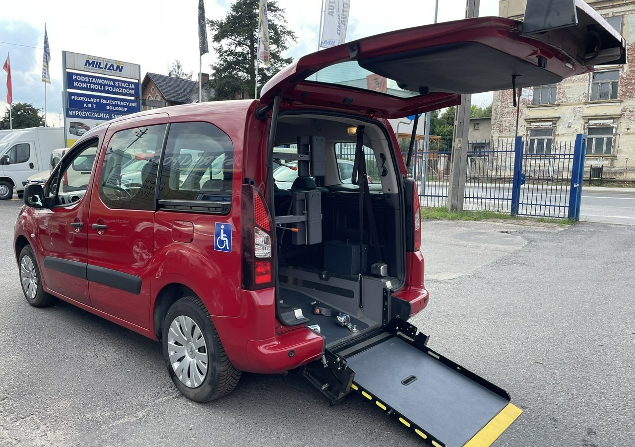 Citroen Berlingo II Berlingo 1.6 do przewozu Niepełnosprawnych inwalida rampa 2018 - Легковой автомобиль: фото 2 Citroen Berlingo II Berlingo 1.6 do przewozu Niepełnosprawnych inwalida rampa 2018 - Легковой автомобиль: фото 2