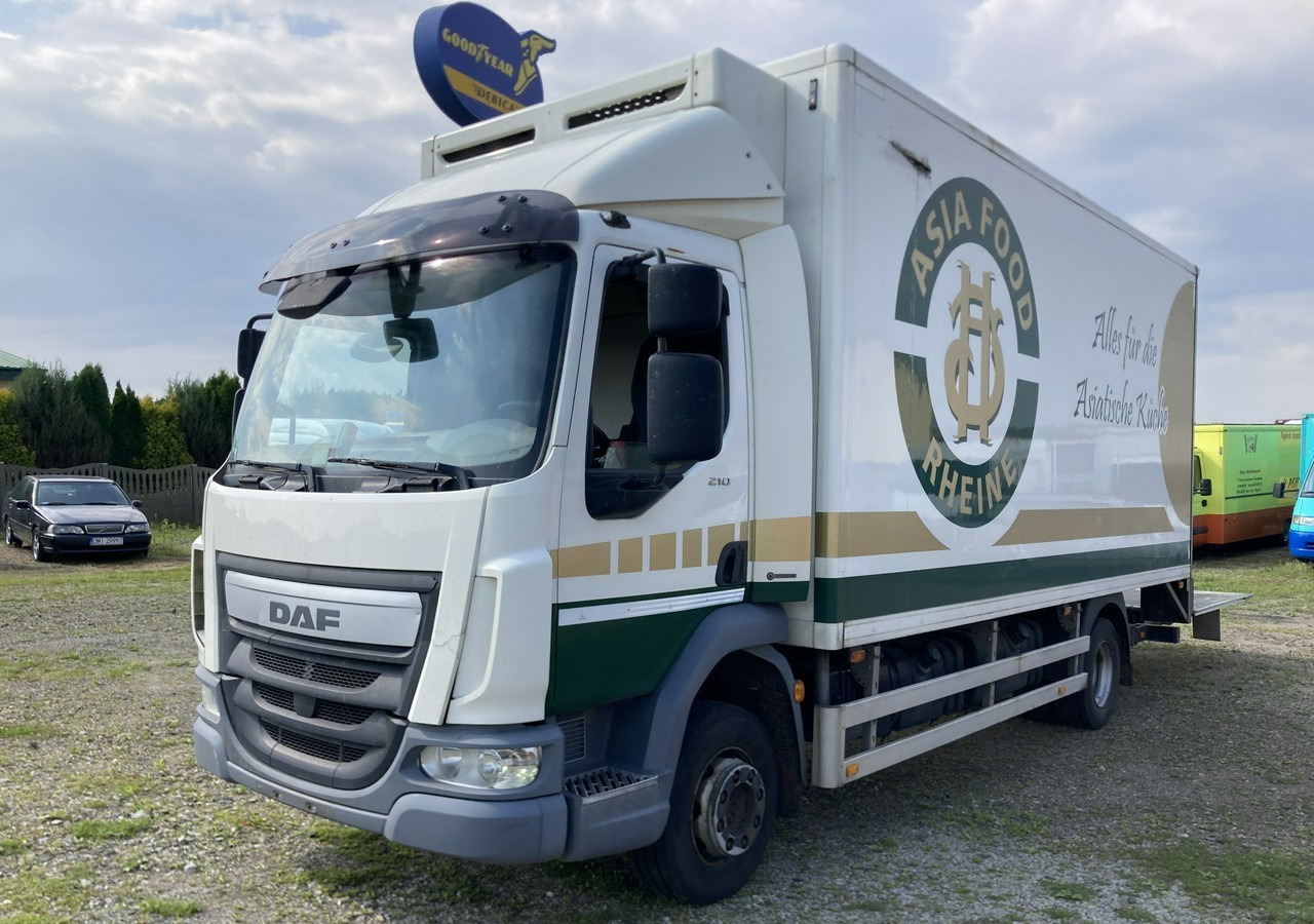 DAF Inny DAF DAF LF210FA Chłodnia Konvekta Hydro klapa 2014 - Фургон-рефрижератор: фото 1 DAF Inny DAF DAF LF210FA Chłodnia Konvekta Hydro klapa 2014 - Фургон-рефрижератор: фото 1