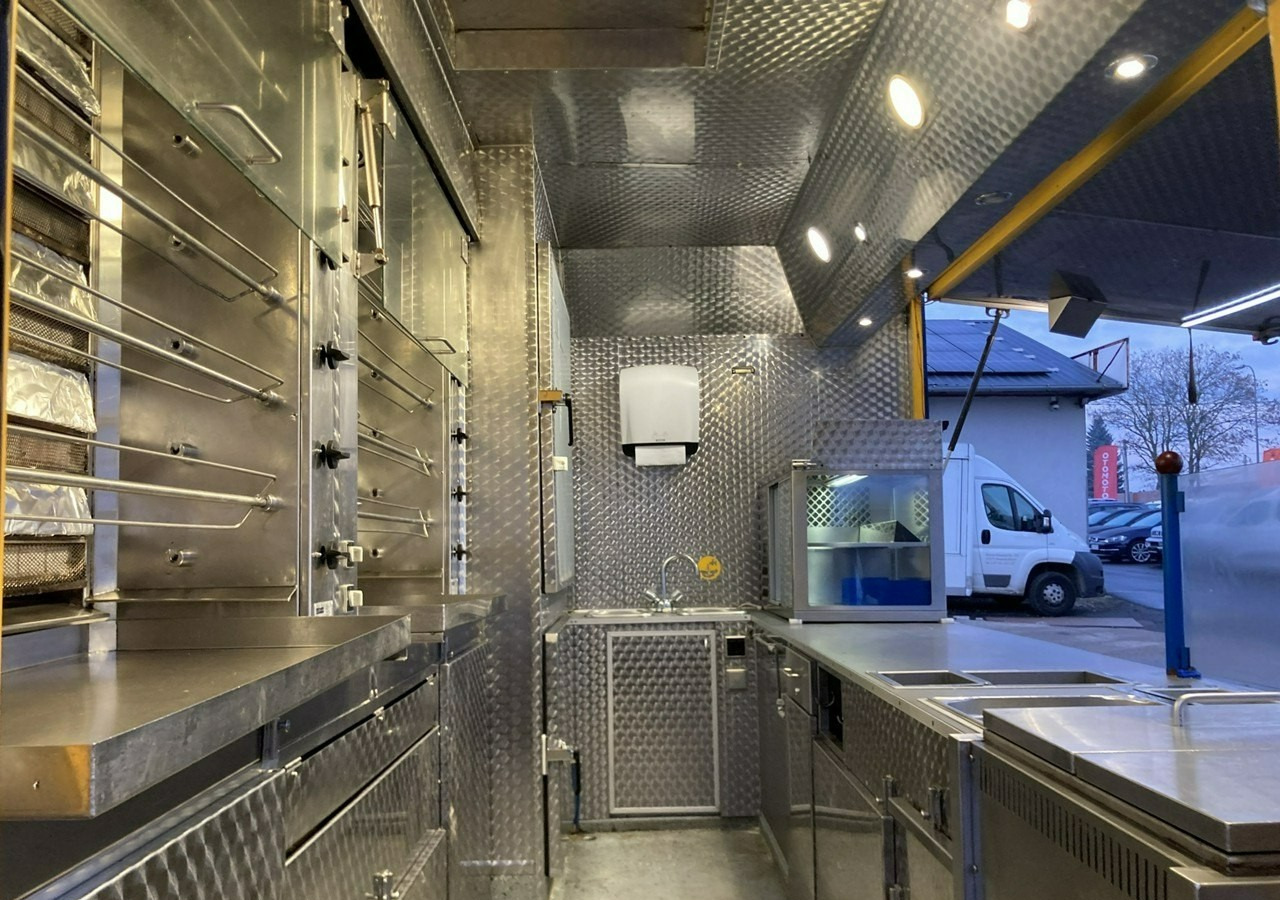 Fiat Ducato Autosklep Autogrill Gastronomiczny Food Truck Foodtruck sklep bar20 - Торговый грузовик: фото 3 Fiat Ducato Autosklep Autogrill Gastronomiczny Food Truck Foodtruck sklep bar20 - Торговый грузовик: фото 3